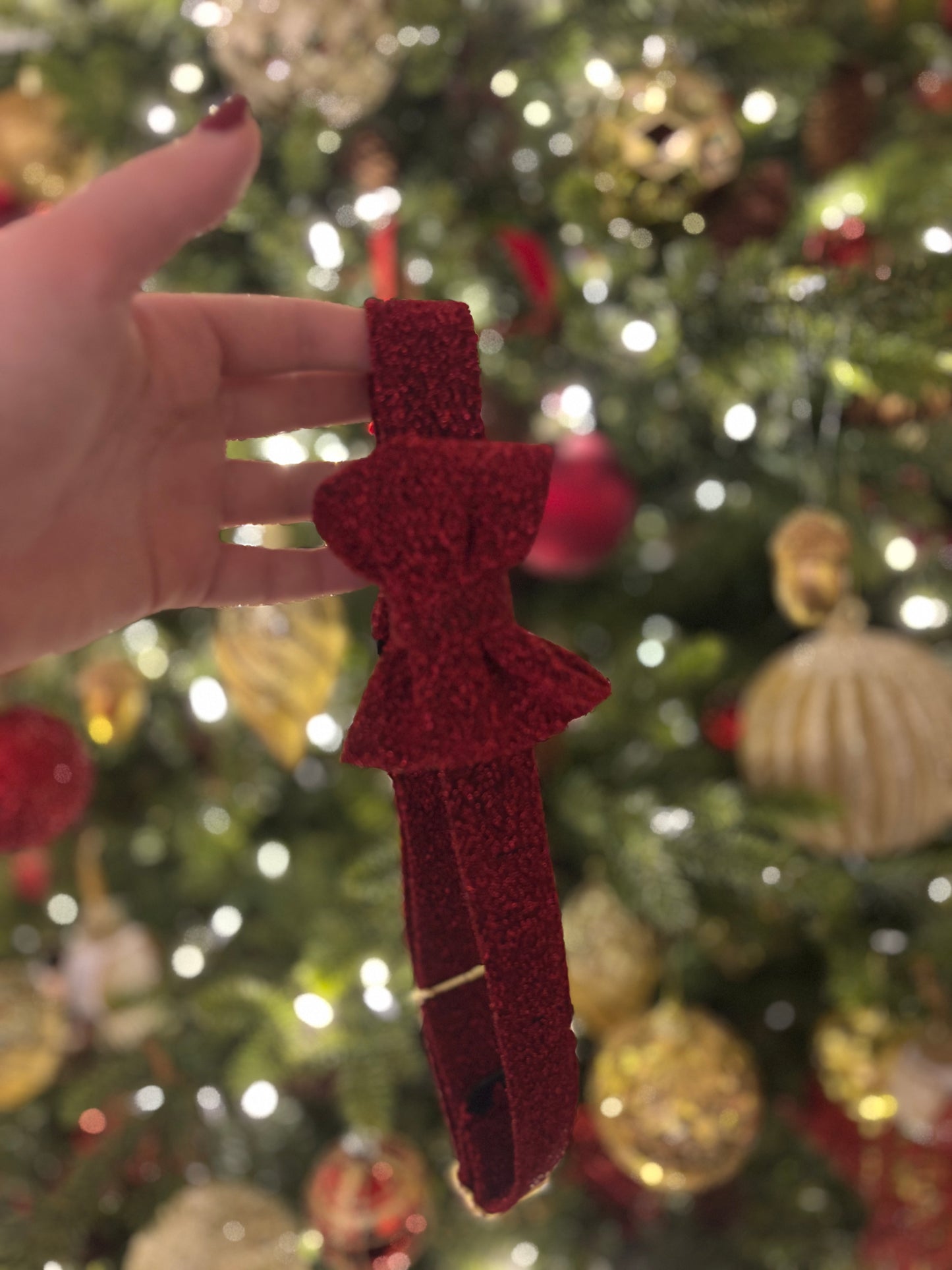 Collier pailleté rouge