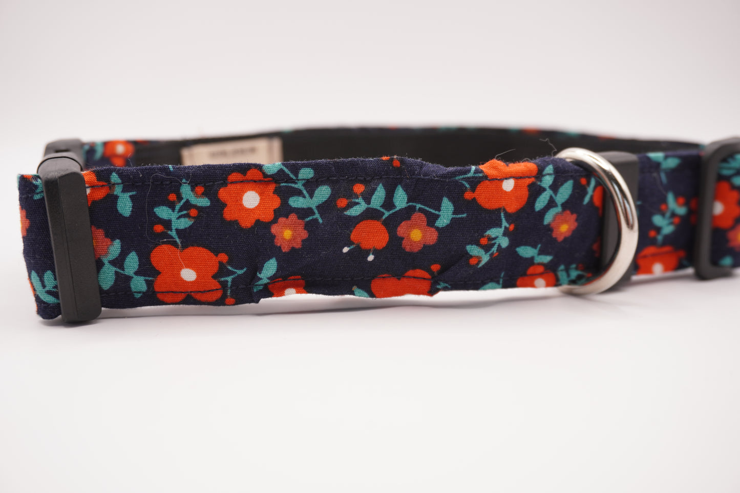 Collier Fleur marine
