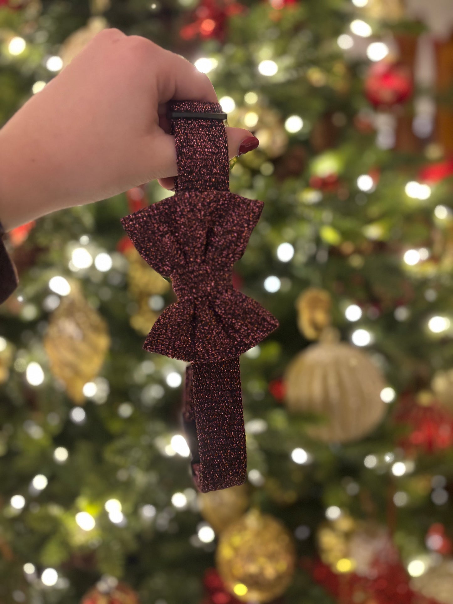 Collier pailleté rose