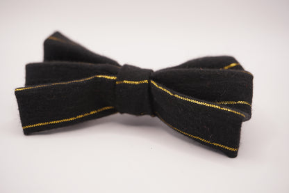 Nœud Noir à lignes dorées