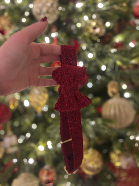 Collier pailleté rouge