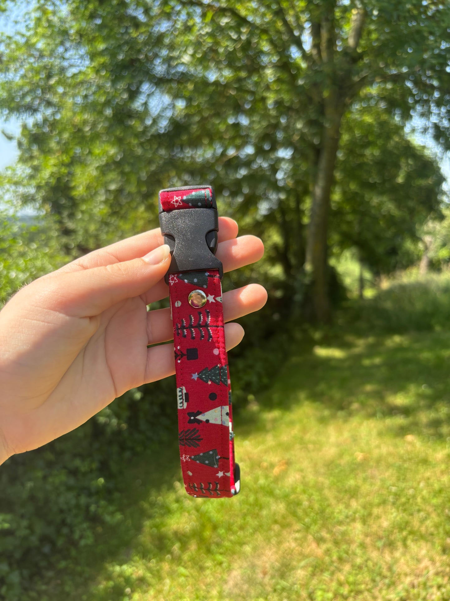Collier Sapin Rouge